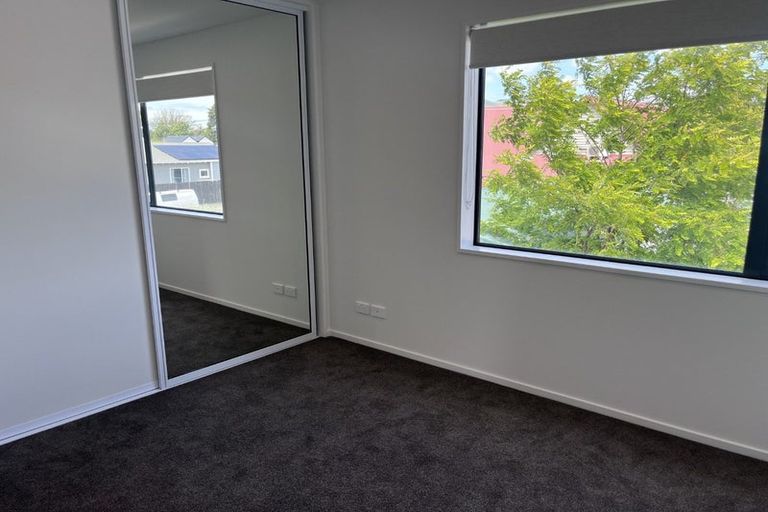 Photo of property in 4/10 Goldsmith Place, Waltham, Christchurch, 8023