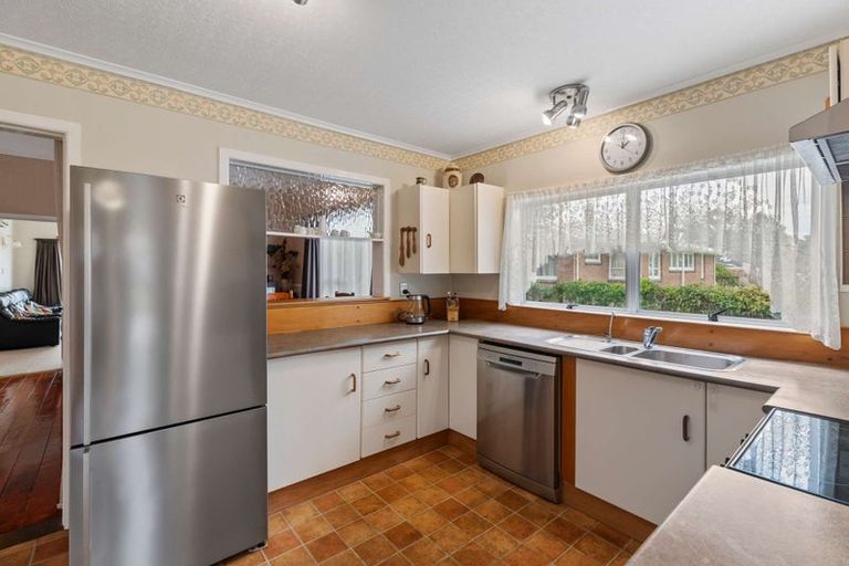 Photo of property in 75-77 Beach Road, Katikati, 3129