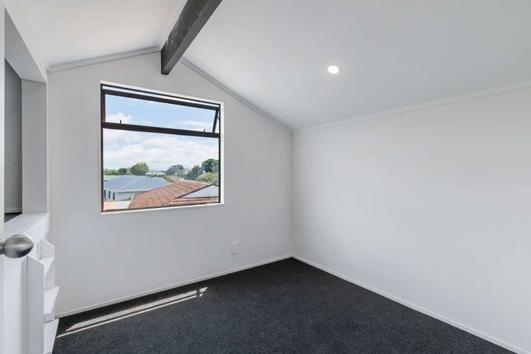 Photo of property in 4 Riverside Drive, Waiuku, 2123