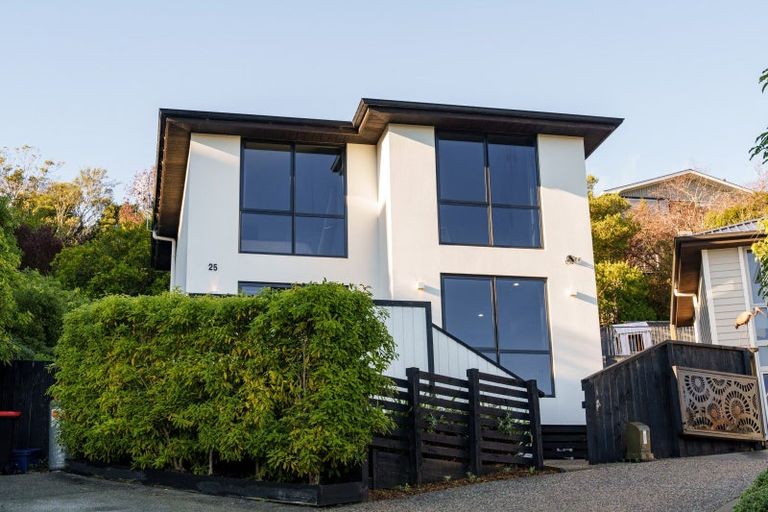 Photo of property in 25 Brugh Place, Andersons Bay, Dunedin, 9013