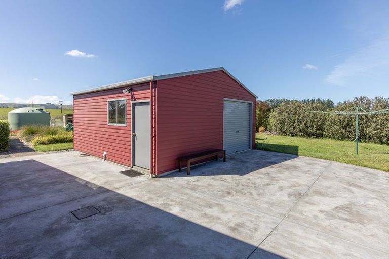 Photo of property in 416 Te Kura Road, Otane, 4277