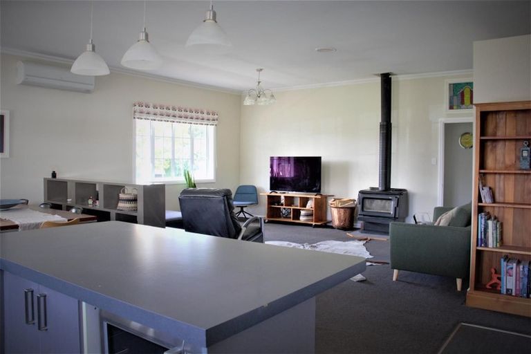 Photo of property in 61 Mill Road, Waimate, 7924