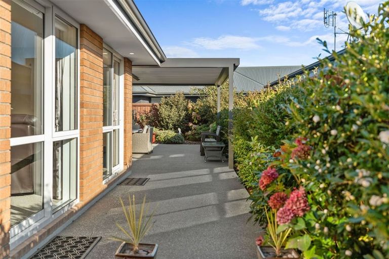 Photo of property in 89 Glenturret Drive, Casebrook, Christchurch, 8051