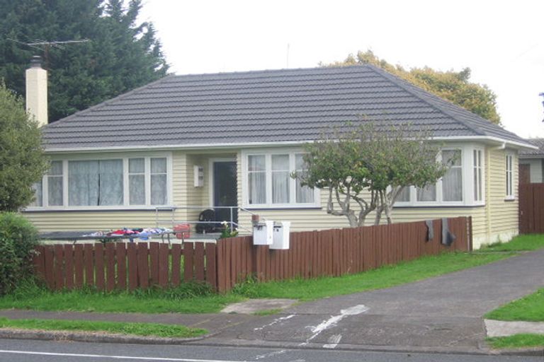 Photo of property in 2/37 Kimpton Road, Papatoetoe, Auckland, 2025