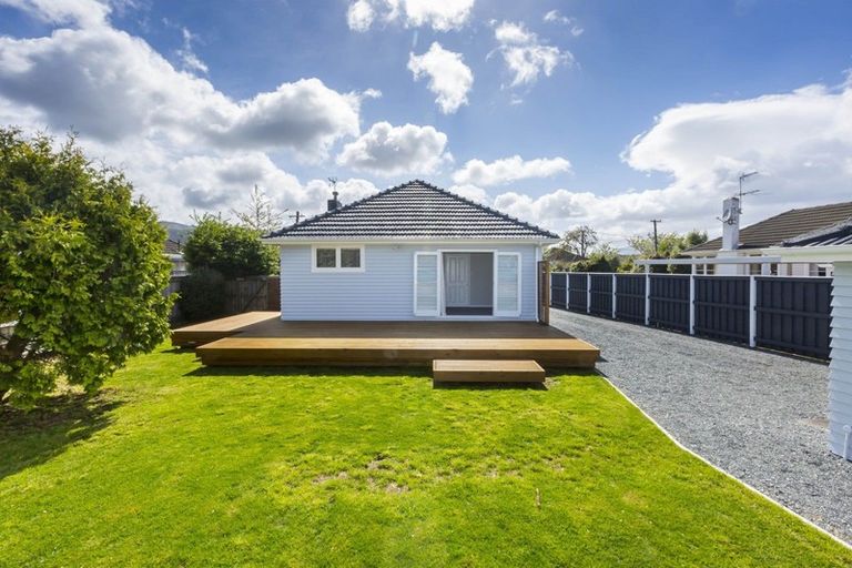 Photo of property in 16 Thackeray Street, Trentham, Upper Hutt, 5018