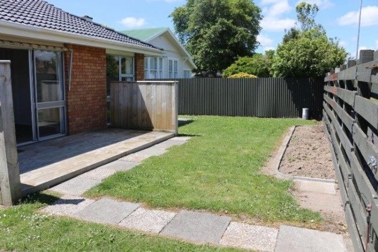 Photo of property in 9 Brightwater Terrace, Terrace End, Palmerston North, 4410