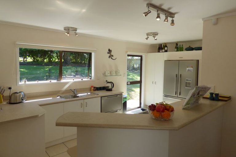 Photo of property in 16 Hawkings Crescent, Kerikeri, 0230