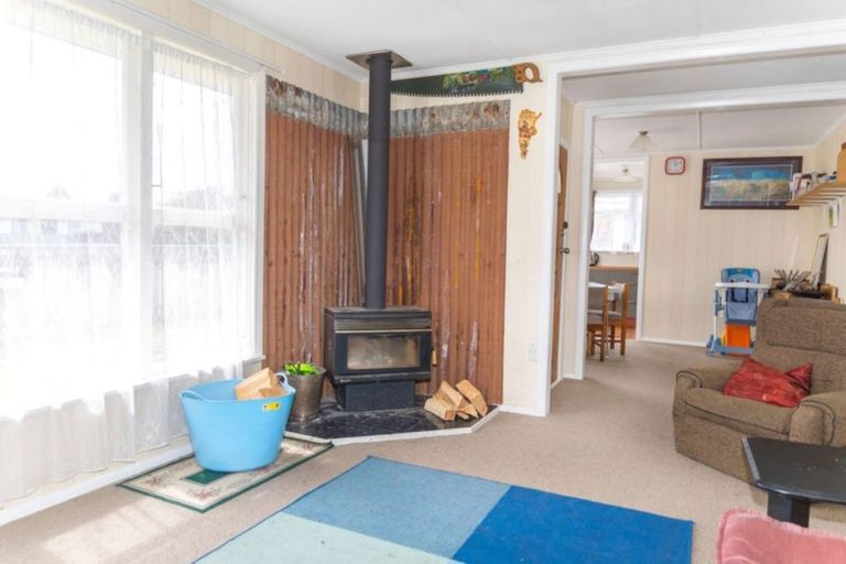 Photo of property in 31 James Street, Dannevirke, 4930