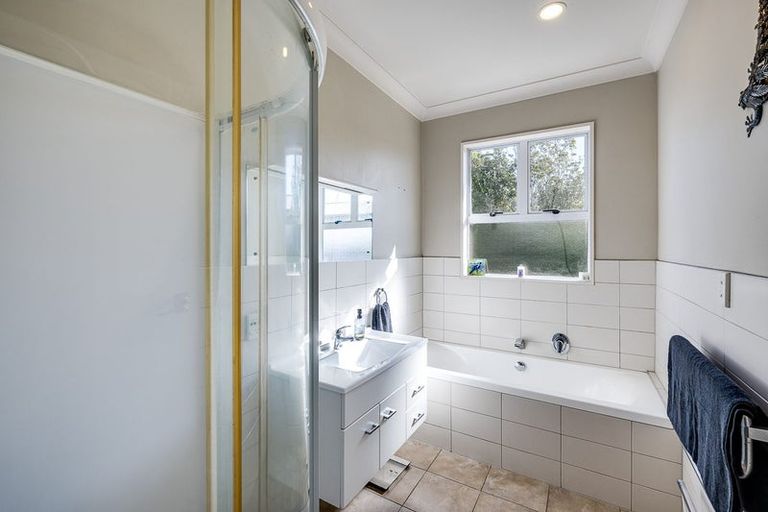 Photo of property in 238c Warwick Road, Mayfair, Hastings, 4122