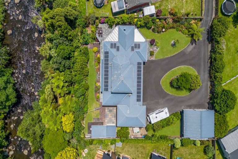 Photo of property in 520 Manutahi Road, Lepperton, New Plymouth, 4373