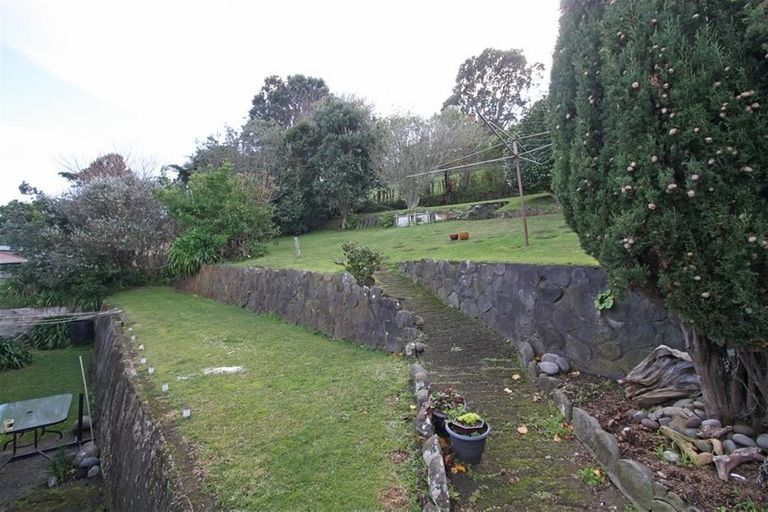 Photo of property in 11 Clearmont Crescent, Blagdon, New Plymouth, 4310