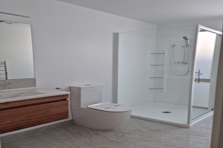 Photo of property in 8 Papaka Lane, Poike, Tauranga, 3112