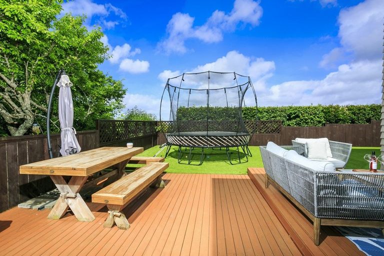 Photo of property in 81a Deep Creek Road, Waiake, Auckland, 0630