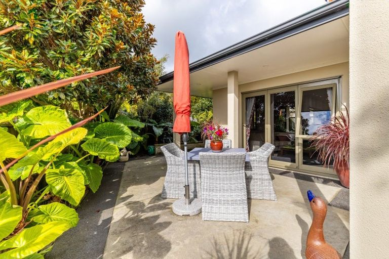 Photo of property in 176b Heta Road, Highlands Park, New Plymouth, 4312