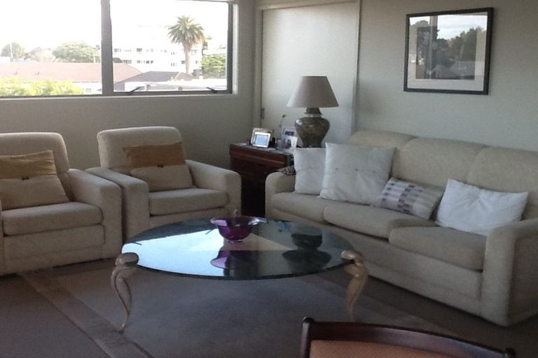 Photo of property in Maison Apartments, 309/16 Huron Street, Takapuna, Auckland, 0622