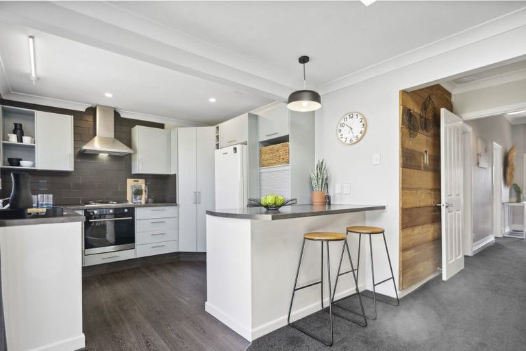 Photo of property in 4 Atiawa Street, Petone, Lower Hutt, 5012