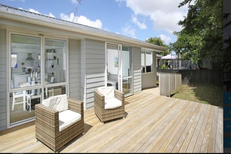 Photo of property in 8a Birdwood Road, Pukekohe, 2120