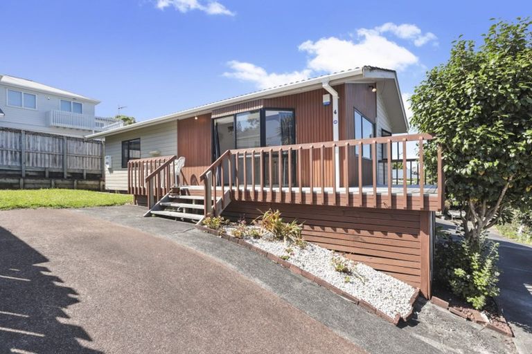 Photo of property in 4/3 Henry Street, Avondale, Auckland, 1026