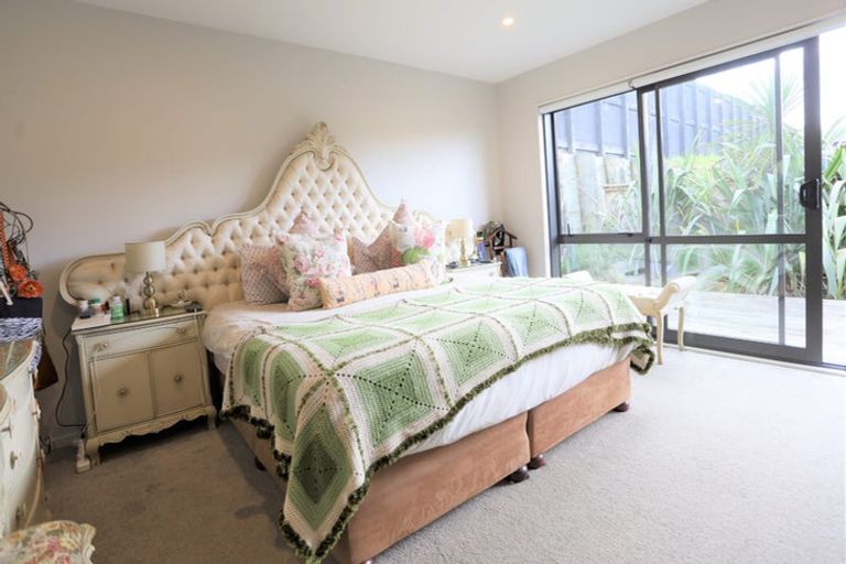 Photo of property in 13 Ahorangi Road, Silverdale, 0932