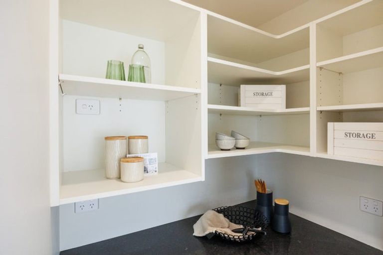 Photo of property in 69 Atlantic Drive, Fitzherbert, Palmerston North, 4410