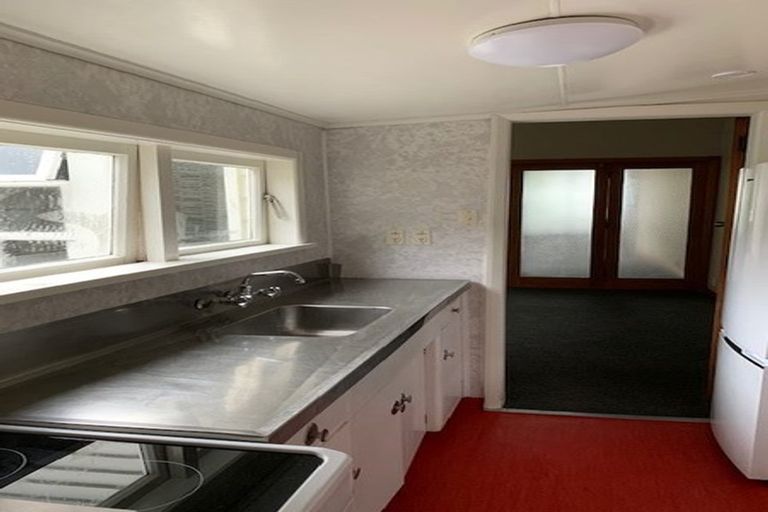 Photo of property in 292 Adelaide Road, Newtown, Wellington, 6021