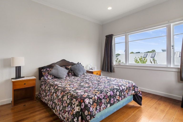 Photo of property in 37 Burrows Street, Tauranga South, Tauranga, 3112