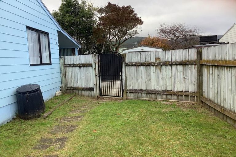 Photo of property in 48a Makarini Street, Paraparaumu, 5032