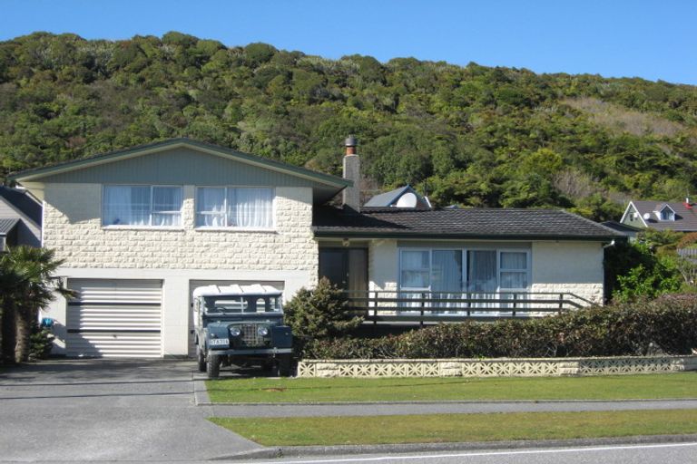 Photo of property in 135 Main South Road, Karoro, Greymouth, 7805