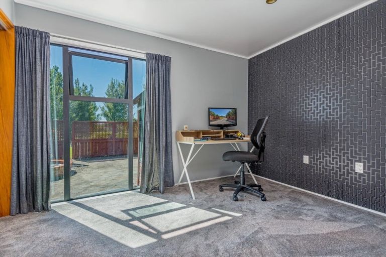 Photo of property in 24 Halls Road, Pahiatua, 4910