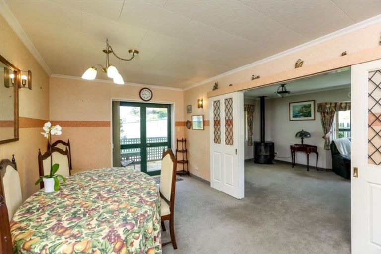 Photo of property in 5 Cyrus Street, Whalers Gate, New Plymouth, 4310