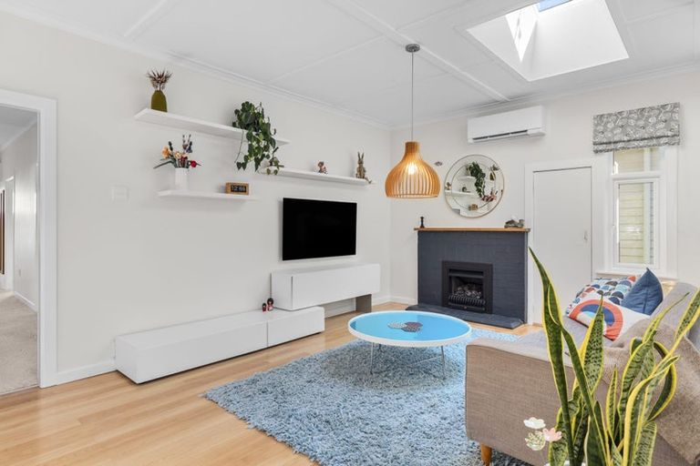 Photo of property in 45 Strathavon Road, Miramar, Wellington, 6022