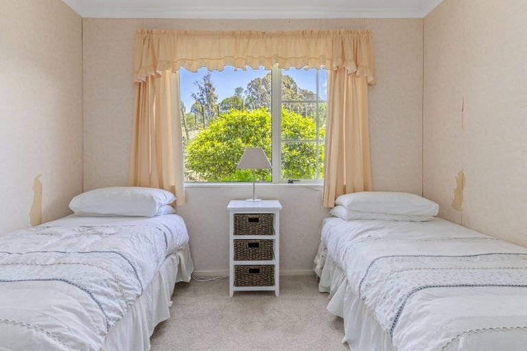 Photo of property in 65 Te Moenga Park, Acacia Bay, Taupo, 3330