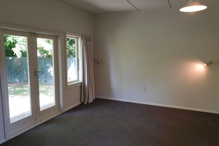 Photo of property in 96 Havelock Road, Havelock North, 4130