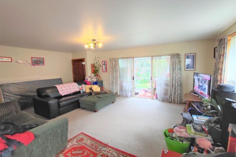 Photo of property in 4 Wittys Road, Avonhead, Christchurch, 8042
