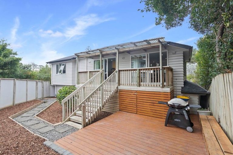 Photo of property in 22a Morton Avenue, Forrest Hill, Auckland, 0620