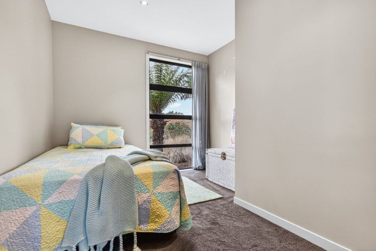 Photo of property in 16 Wai Matangi Place, Motuoapa, 3382