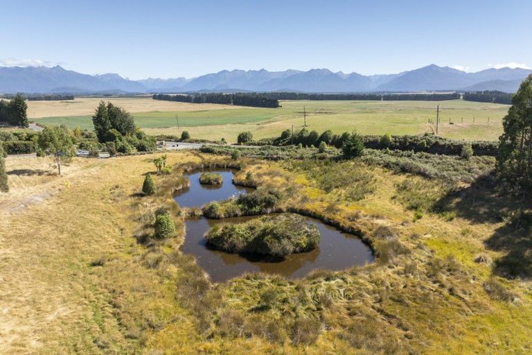 Photo of property in 900 Hillside-manapouri Road, Manapouri, 9679