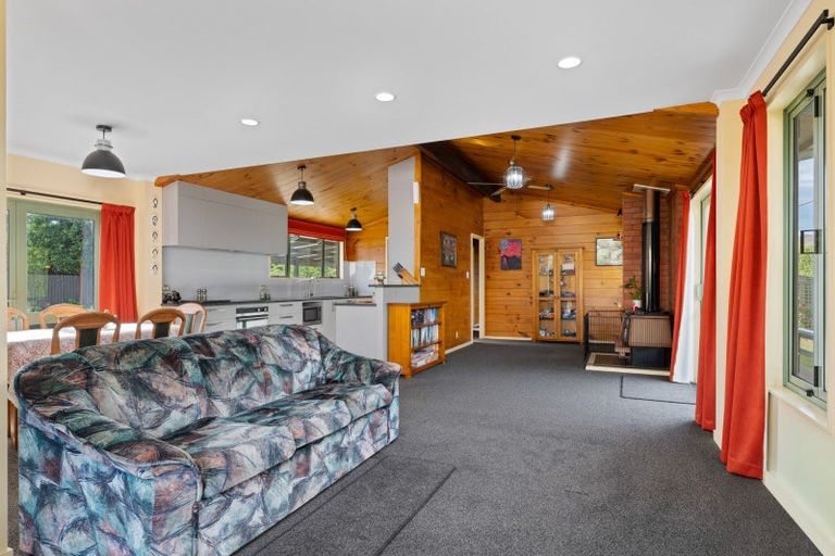 Photo of property in 1 School Road, Riverlands, Blenheim, 7274