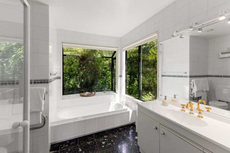 Photo of property in 1 Arabella Road, Opua, 0200