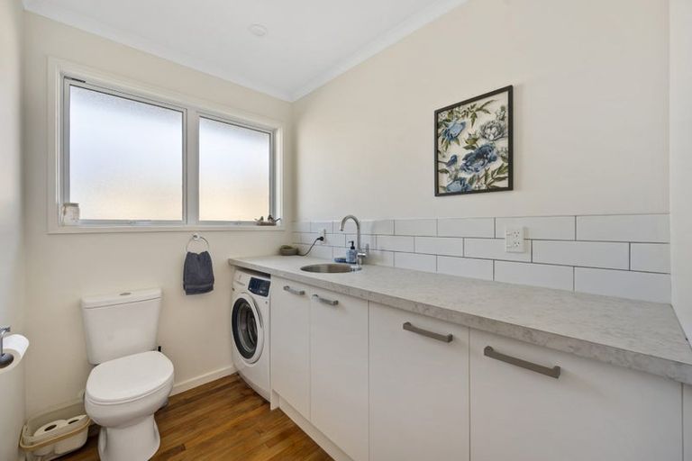 Photo of property in 10 Woodhouse Place, Pirimai, Napier, 4112