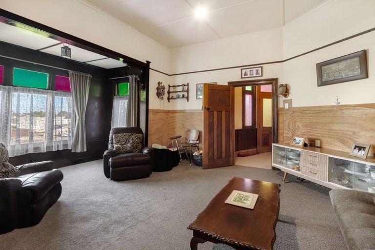 Photo of property in 140 Gonville Avenue, Gonville, Whanganui, 4501