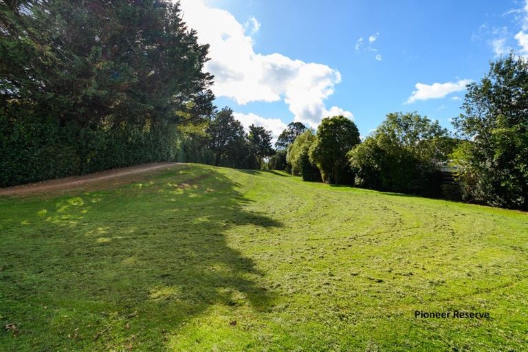 Photo of property in 16 Lane Place, Awapuni, Palmerston North, 4412