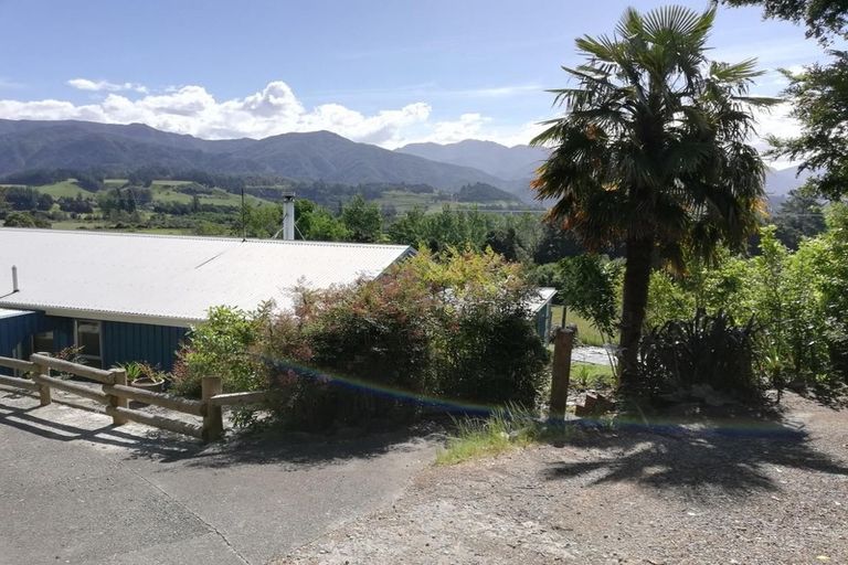 Photo of property in 690 East Takaka Road, East Takaka, Takaka, 7183