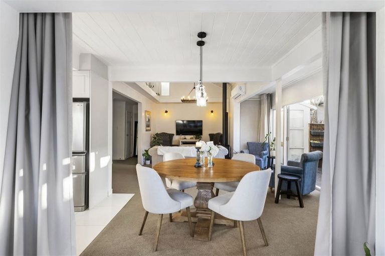 Photo of property in 52a Hatton Road, Orewa, 0931