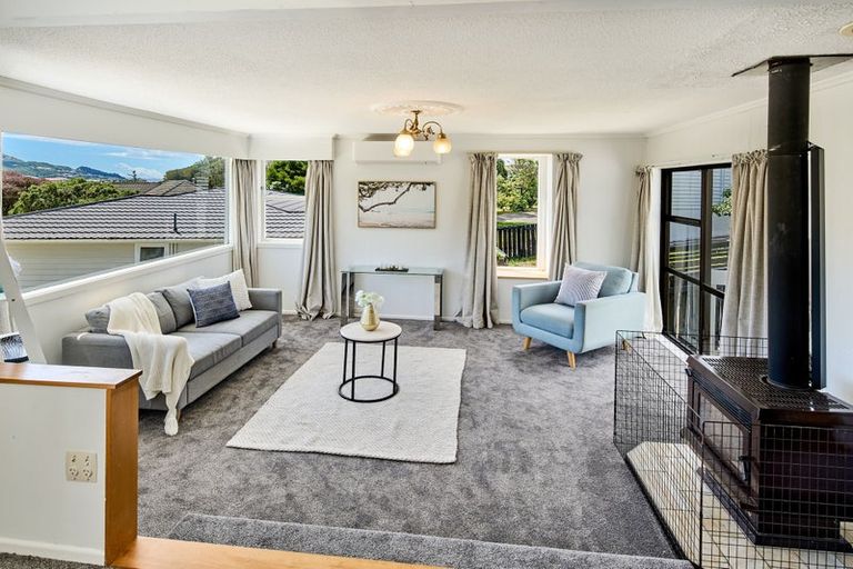 Photo of property in 37 Pembroke Street, Tawa, Wellington, 5028