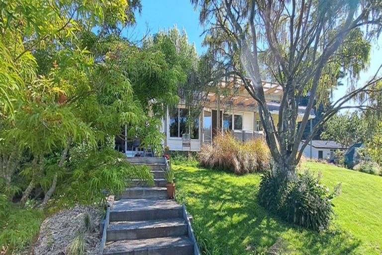 Photo of property in 92a Forest Lakes Road, Otaki, 5583