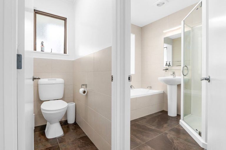 Photo of property in 10 Houhere Place, Pukete, Hamilton, 3200