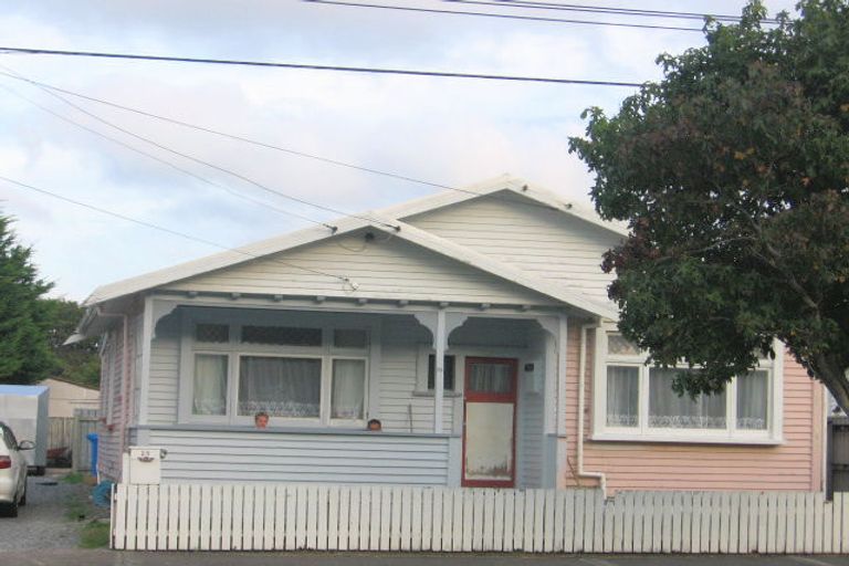 Photo of property in 25 Kiwi Street, Alicetown, Lower Hutt, 5010