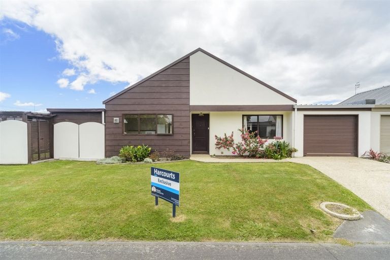 Photo of property in 140a Monrad Street, Highbury, Palmerston North, 4412