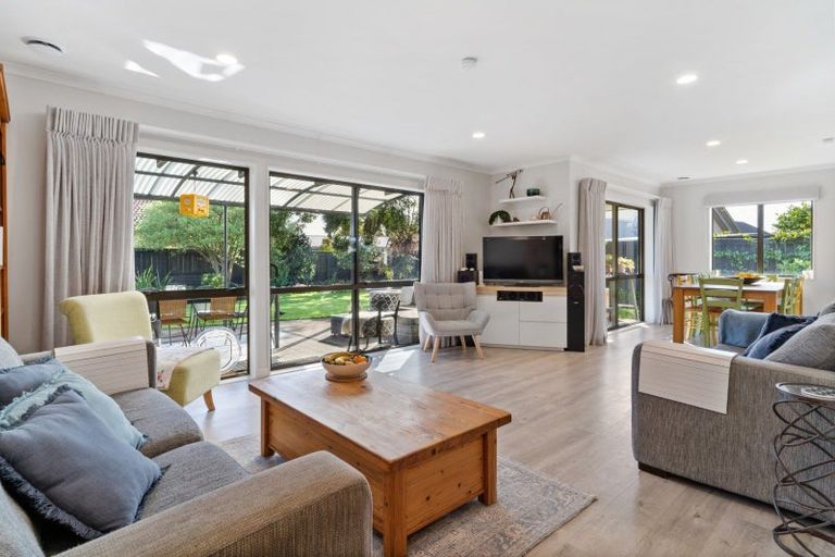 Photo of property in 6 Karia Grove, Papamoa Beach, Papamoa, 3118